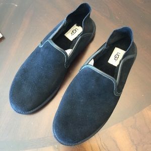 UGG Men Slipper Size 10
